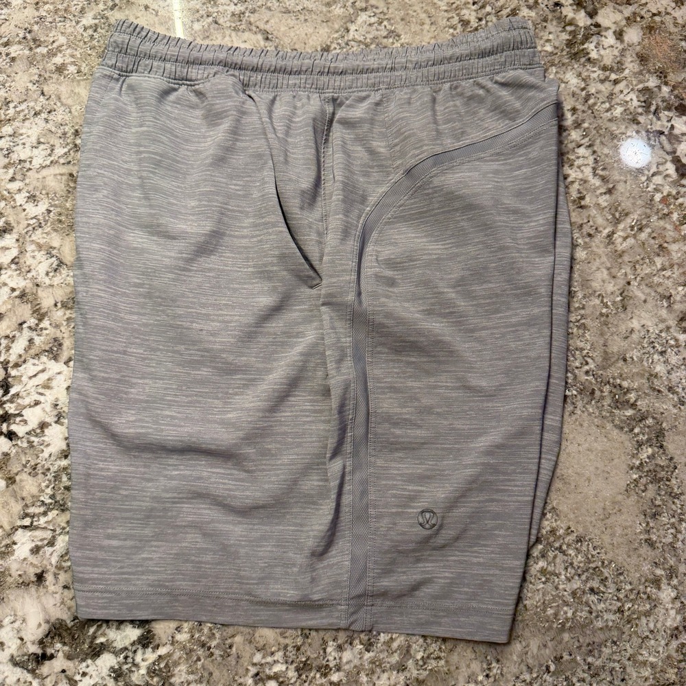 Lululemon Pace Breaker Shorts Heathered Gray Mens Size S
